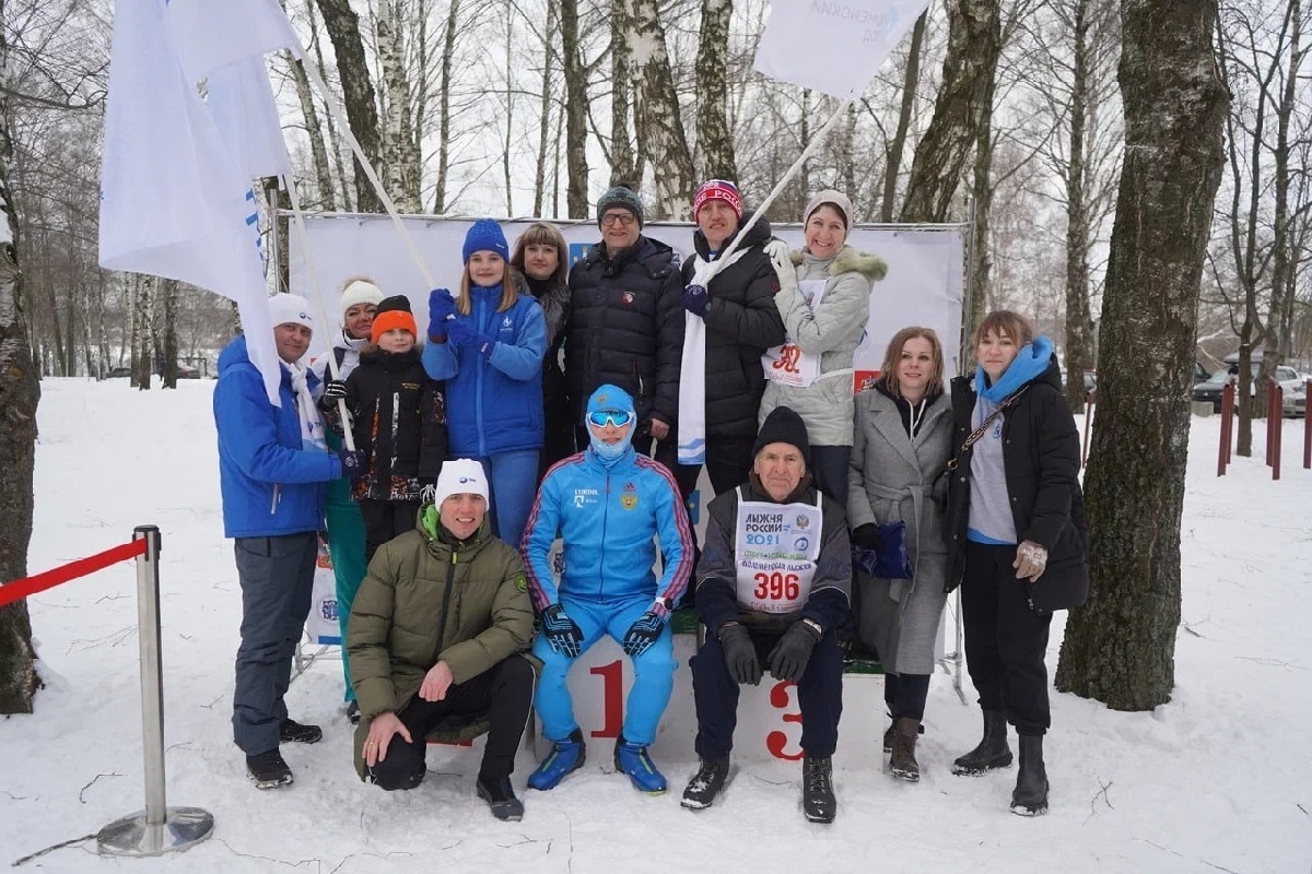 Работники Коломенского завода и их дети приняли участие в соревнованиях по лыжным гонкам «Коломенская лыжня».
